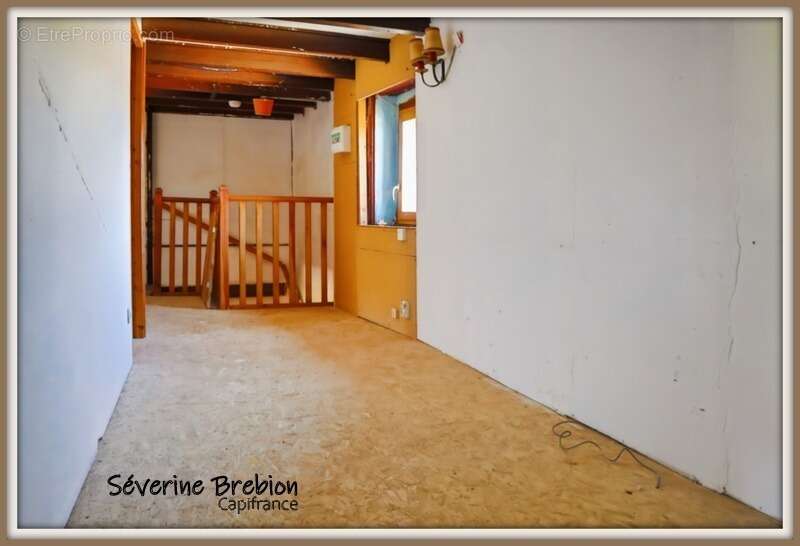 Maison à NOIRETABLE