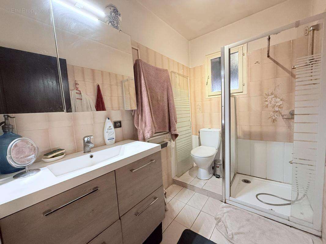 Maison à ROUSSILLON