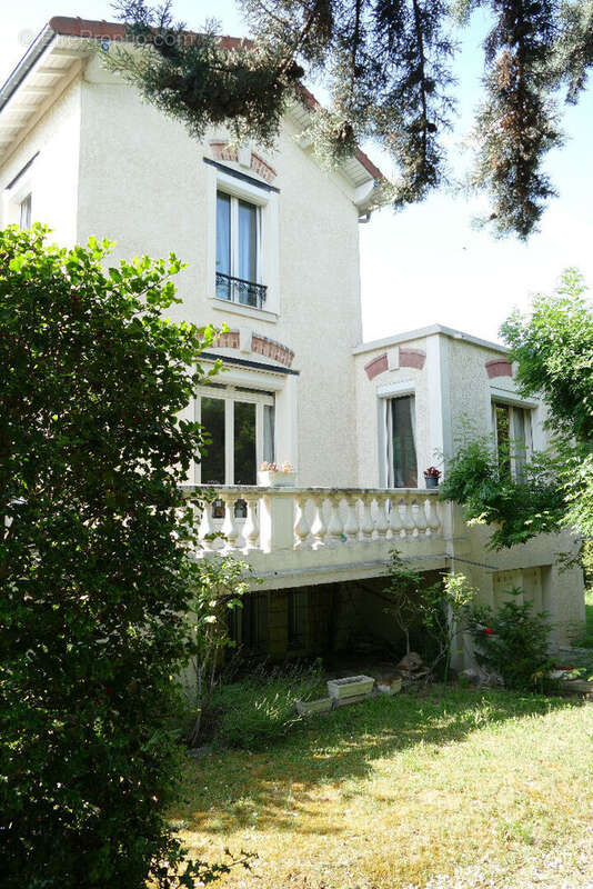 Maison à RUEIL-MALMAISON