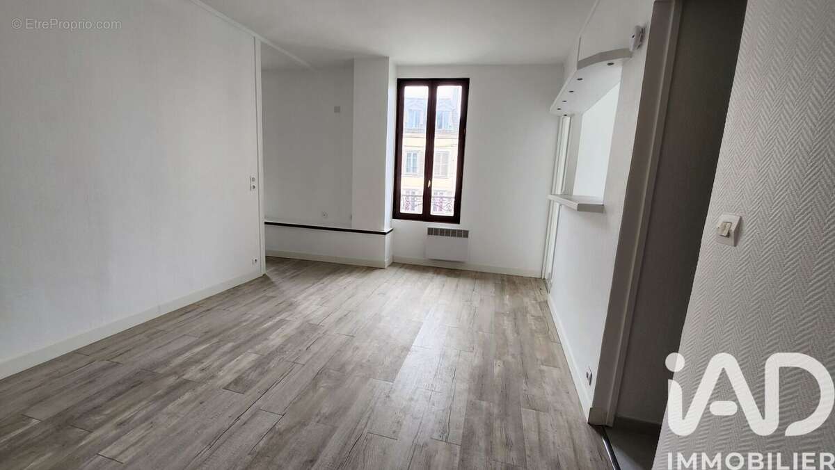 Photo 3 - Appartement à CORBEIL-ESSONNES