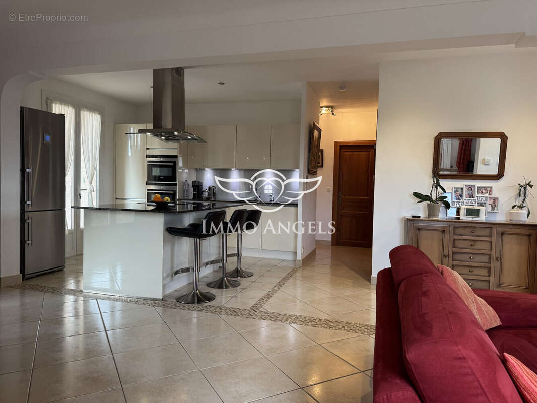 Maison à SAINT-MARTIN-DE-LONDRES