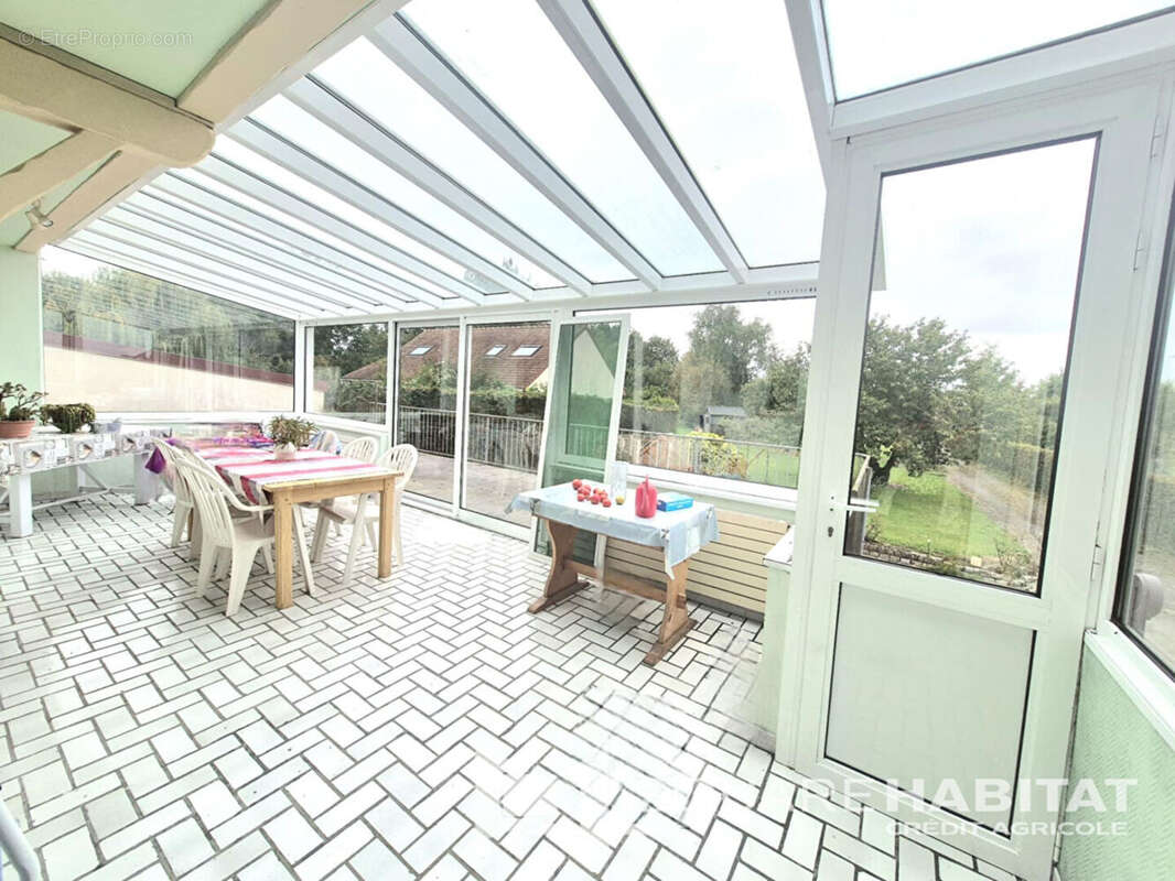 Maison à IZEL-LES-HAMEAUX