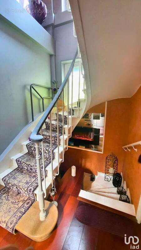 Photo 4 - Commerce à GIF-SUR-YVETTE