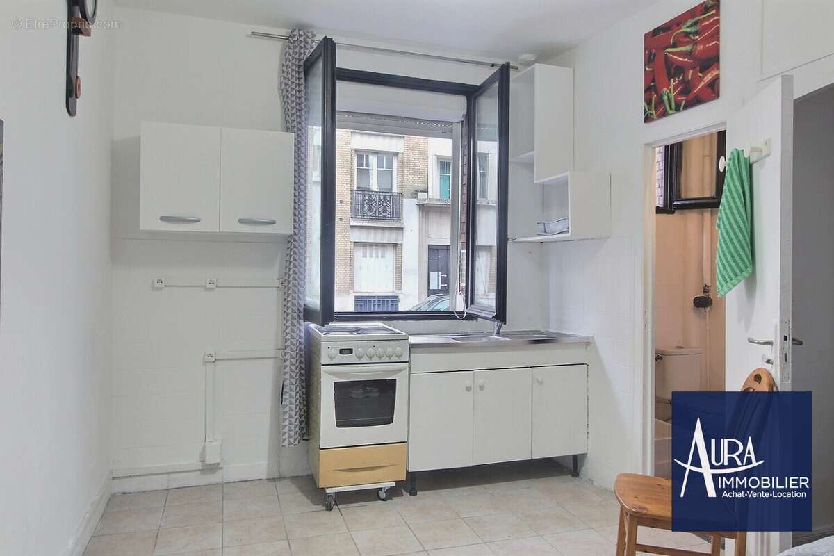 0_0002 - Appartement à LES LILAS