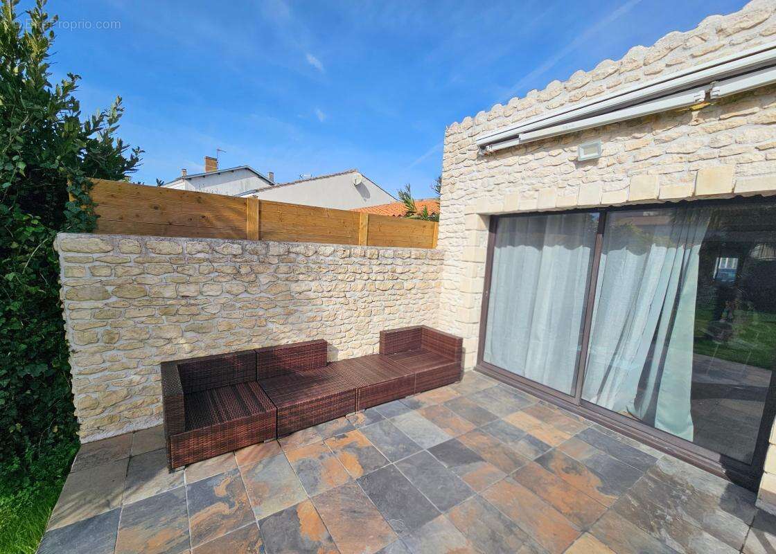 Maison à TONNAY-CHARENTE