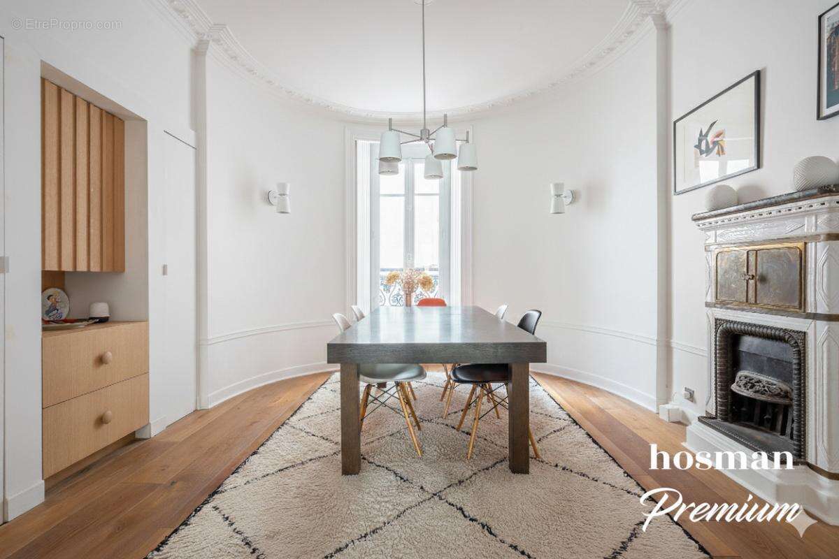 Appartement à PARIS-9E