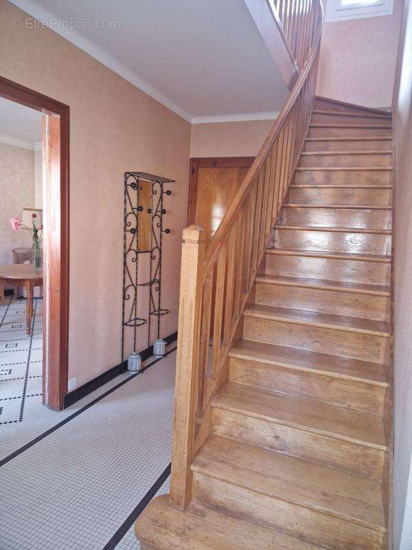 Maison à MORTAGNE-SUR-SEVRE