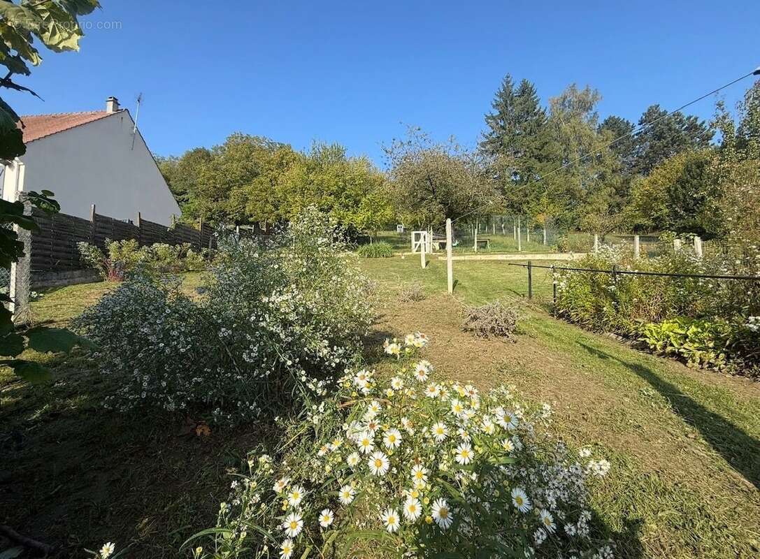 Maison 74 m² à Soissons  - photo 5