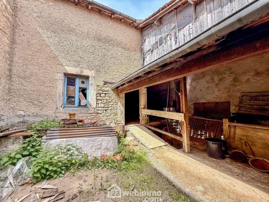 Accès seconde grange - Maison à HANNONVILLE-SOUS-LES-COTES
