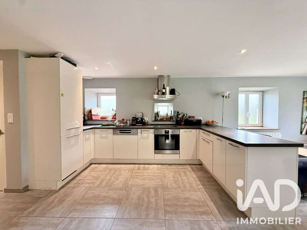 Maison 100 m² à Quettreville-Sur-Sienne  - photo 5