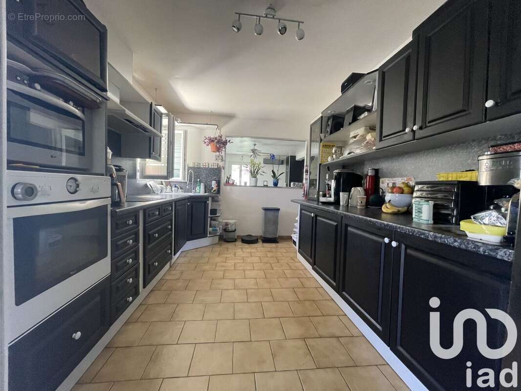 Photo 9 - Maison à LA BREILLE-LES-PINS