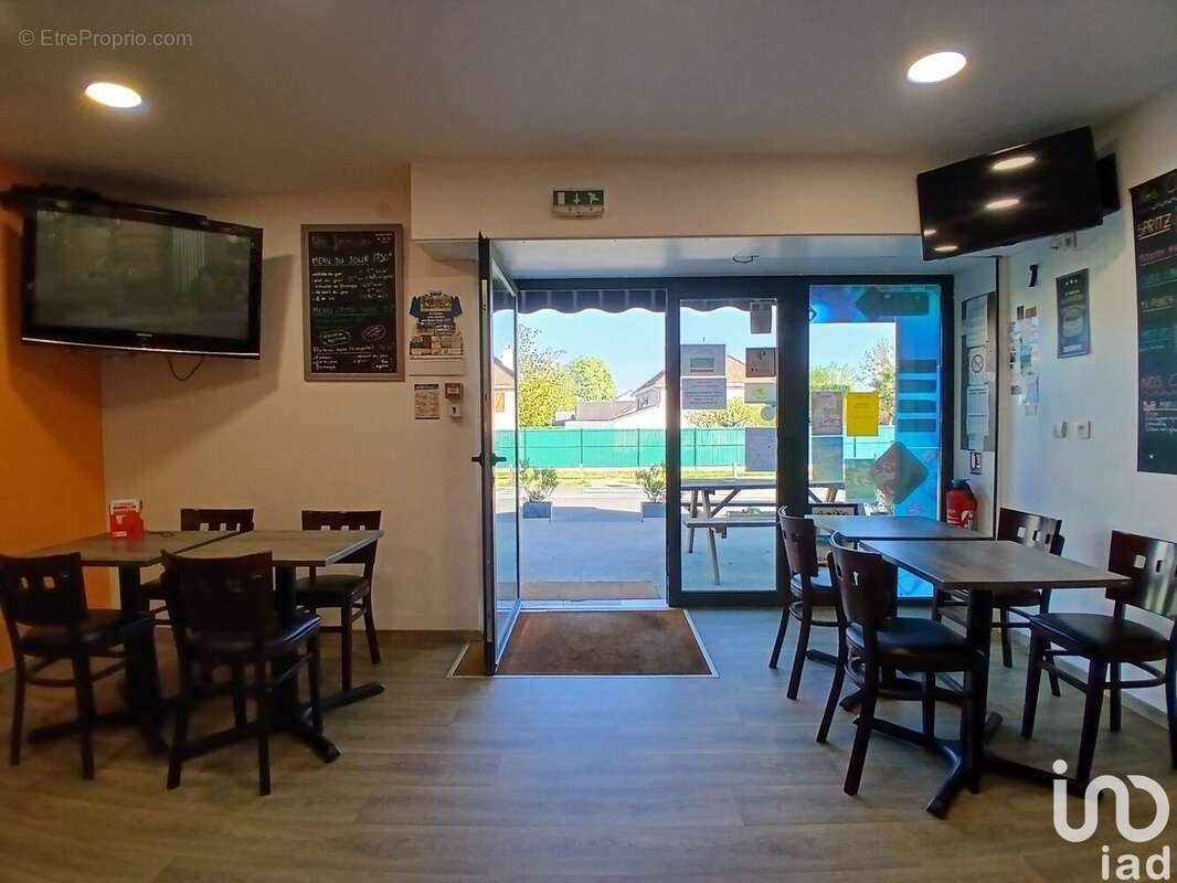 Photo 4 - Commerce à LOUDUN