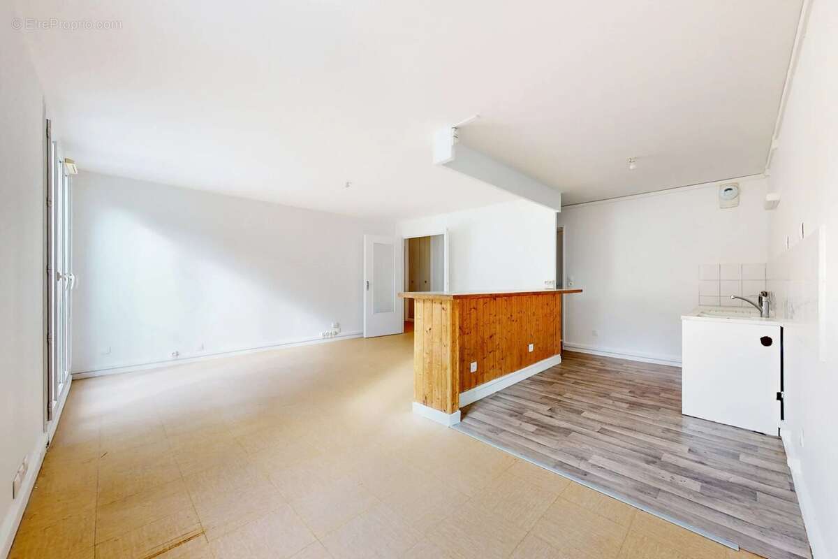 Appartement à COULOMMIERS
