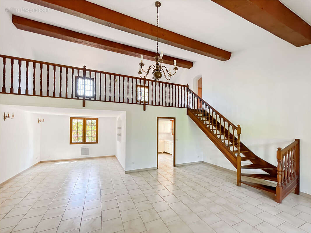 Maison à MOUANS-SARTOUX