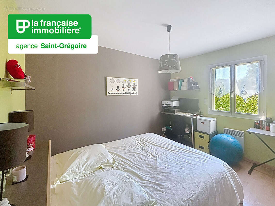 Maison à MONTREUIL-SUR-ILLE