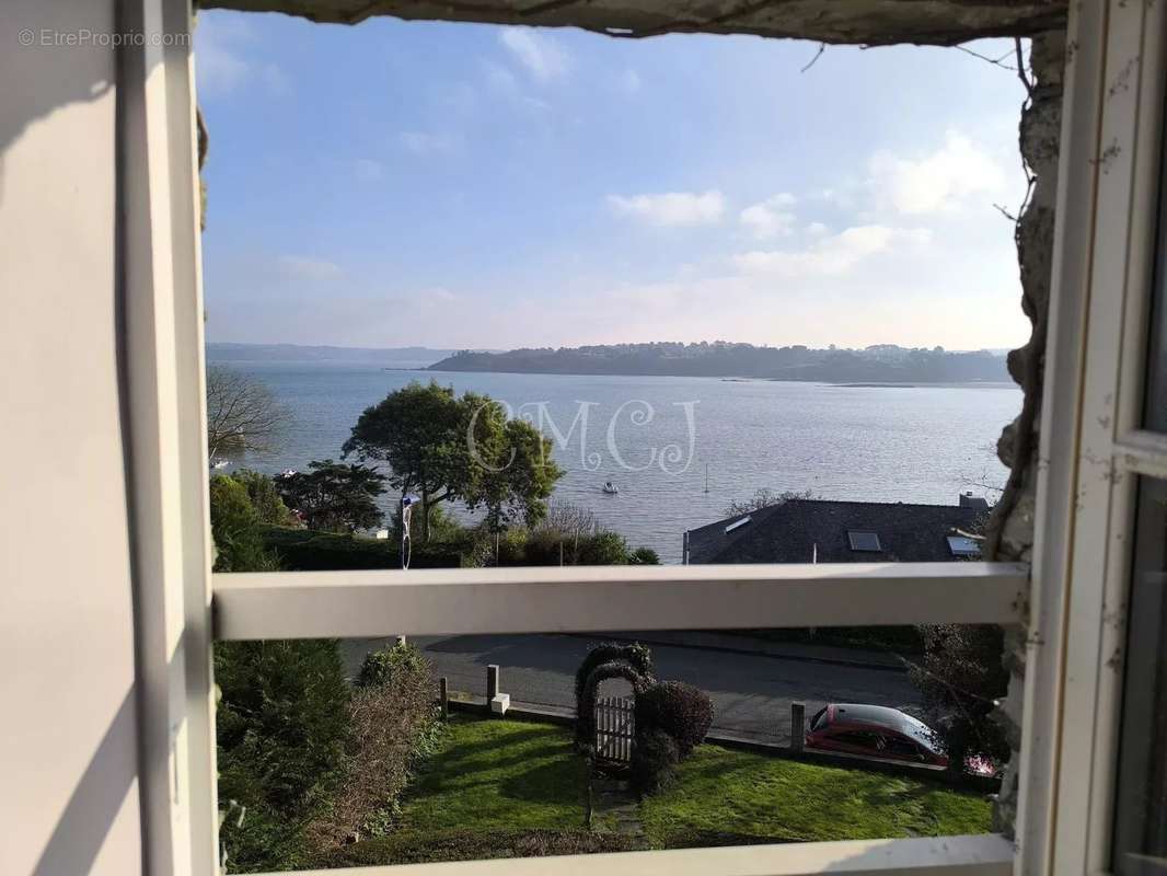 Maison à LOCQUIREC