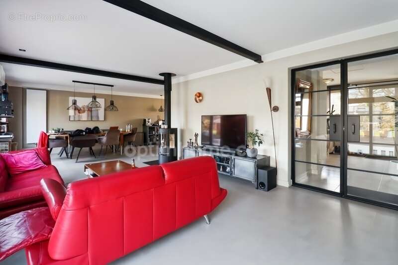 Maison à SAINT-LEGER-MAGNAZEIX