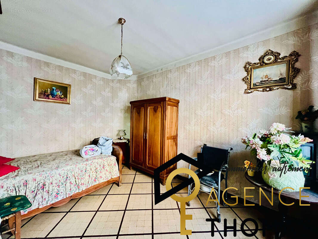 Maison à PONT-DE-LABEAUME