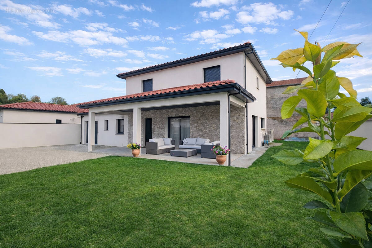 Maison à SAINT-MAURICE-L'EXIL