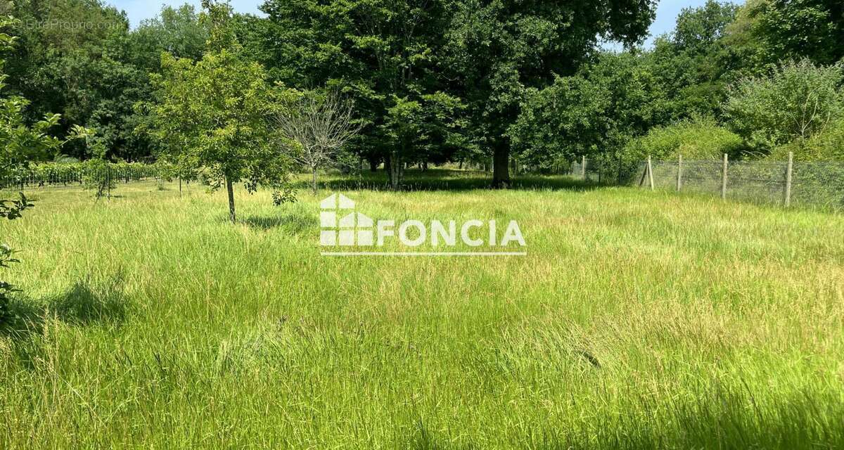 Maison à SAINT-YRIEIX-SUR-CHARENTE