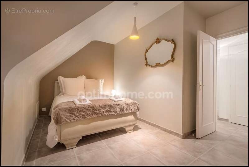 Maison à PLOUGASNOU