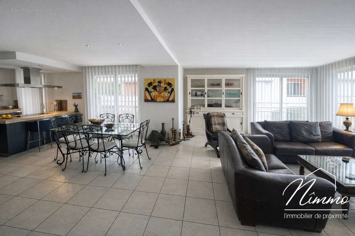 Appartement à NIMES