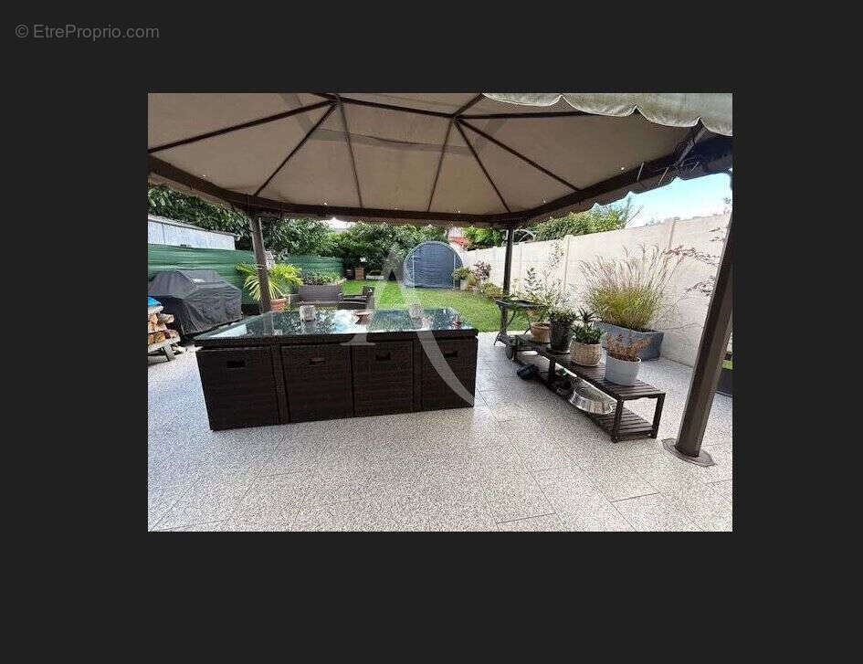 Maison à GRETZ-ARMAINVILLIERS