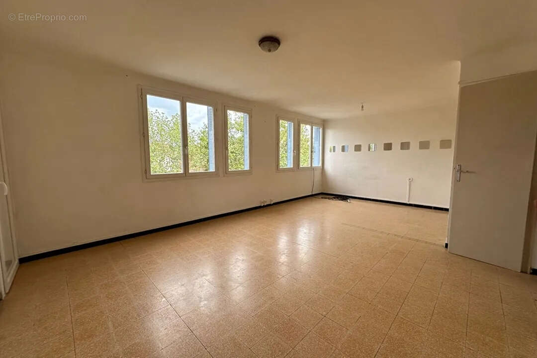 Appartement à NIMES