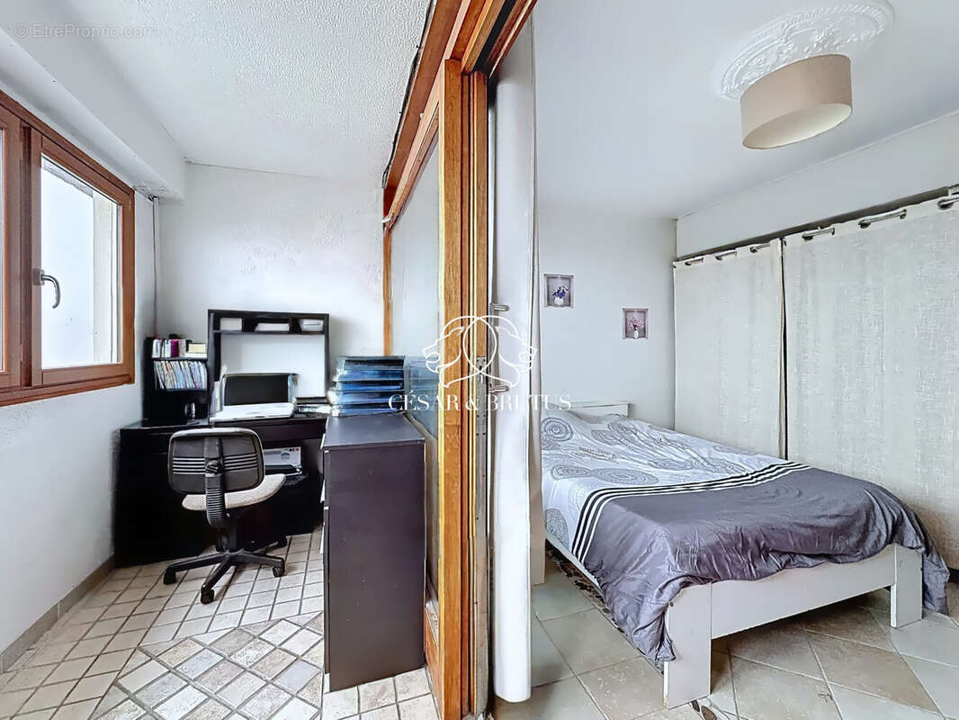 Appartement à RILLIEUX-LA-PAPE