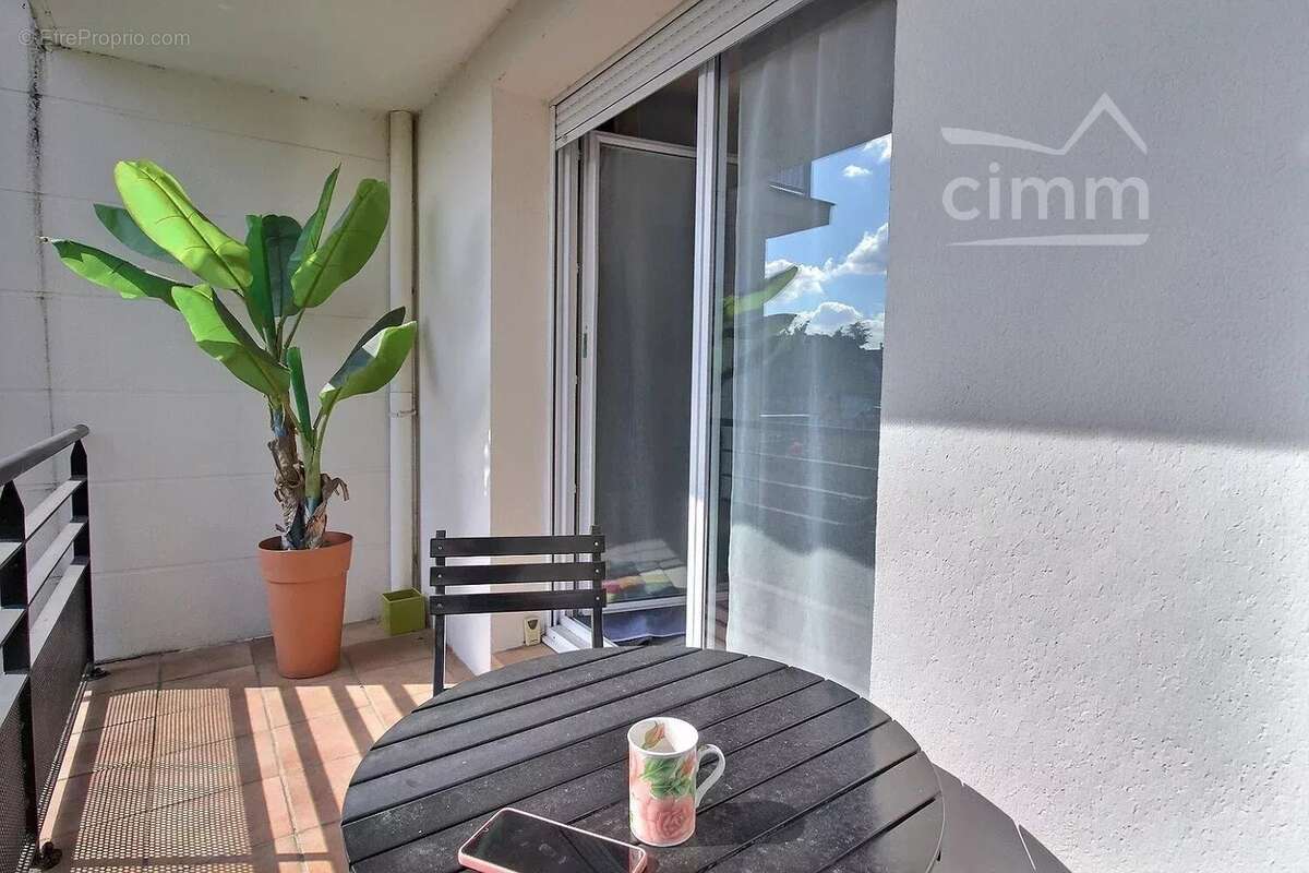 Appartement à SAINT-CYR-SUR-LOIRE