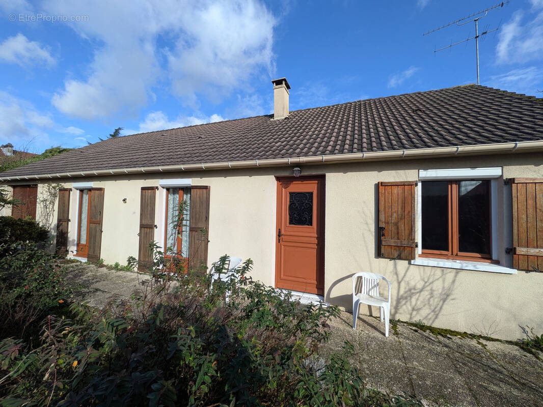 Maison à SAINT-CLEMENT