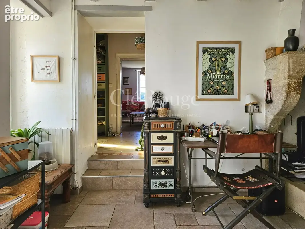 Entre Pellegrue et Gensac – Maison en pierre pleine de charme avec vue dégagée. piscine et potentiel locatif - photo 14