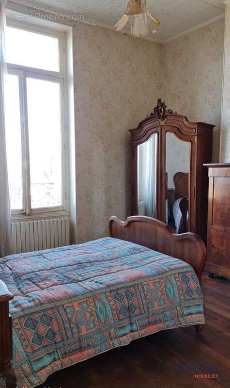 Maison à CHATEAUMEILLANT