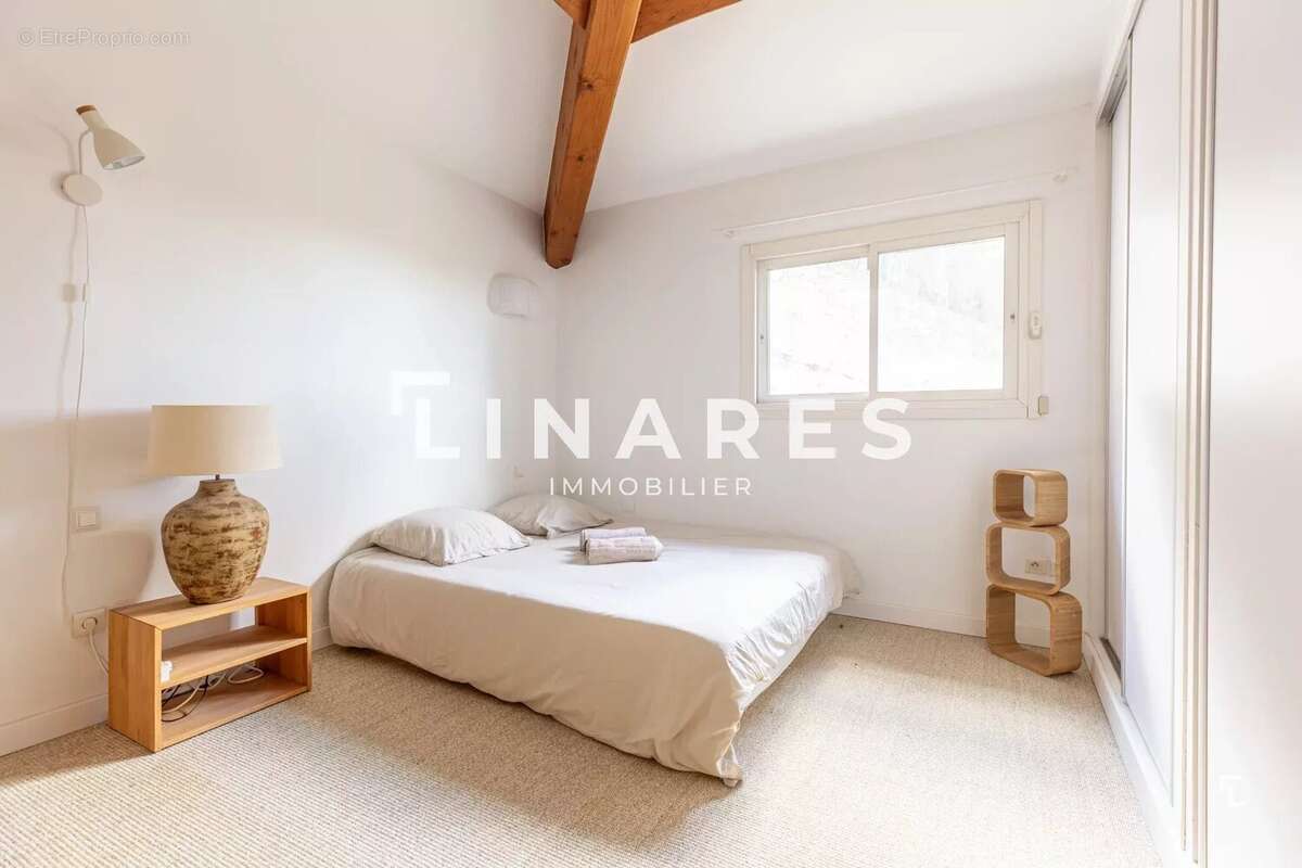 Maison à LA CADIERE-D'AZUR