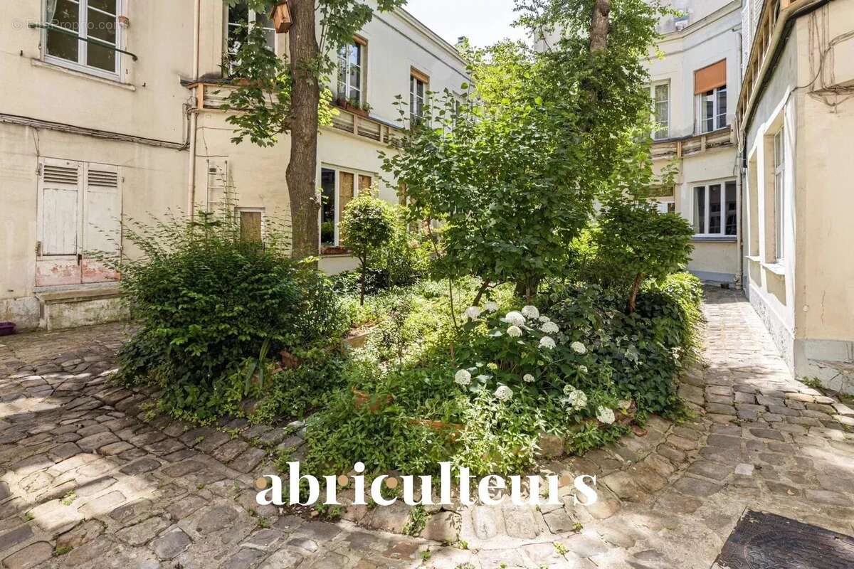 Appartement à PARIS-5E