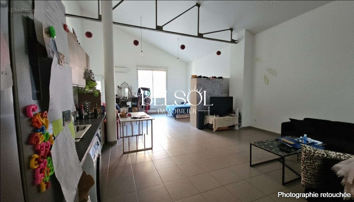 57m² pièce de vie ; cuisine ouverte sans transformation  - Appartement à PERPIGNAN