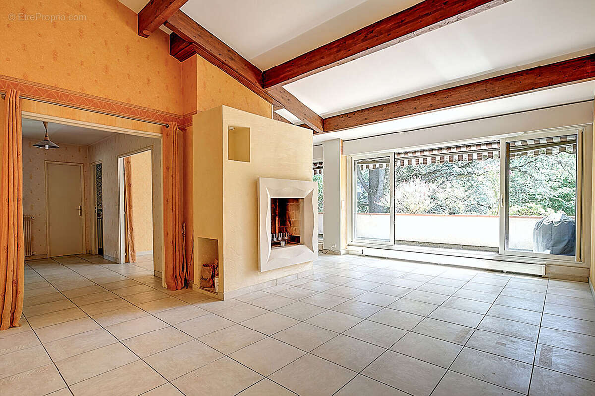 Duplex familial de 143 m² avec terrasse - photo 2
