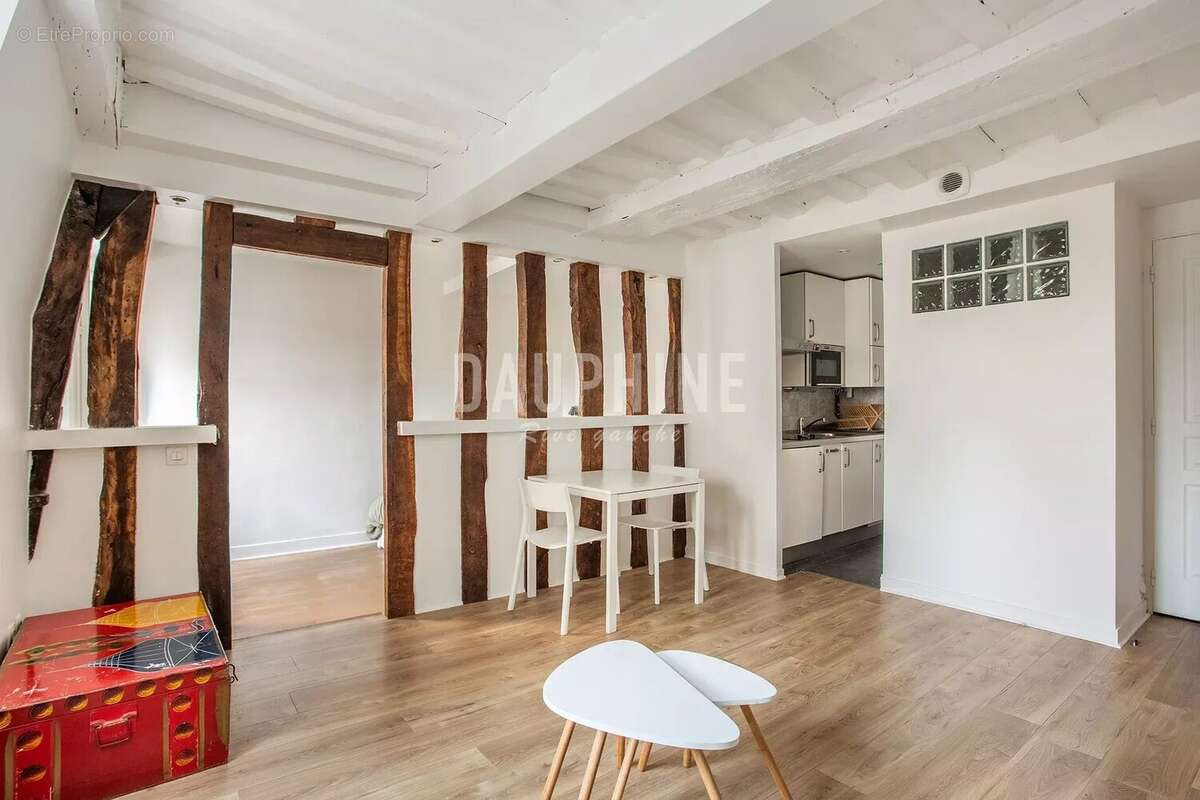 Appartement à PARIS-7E