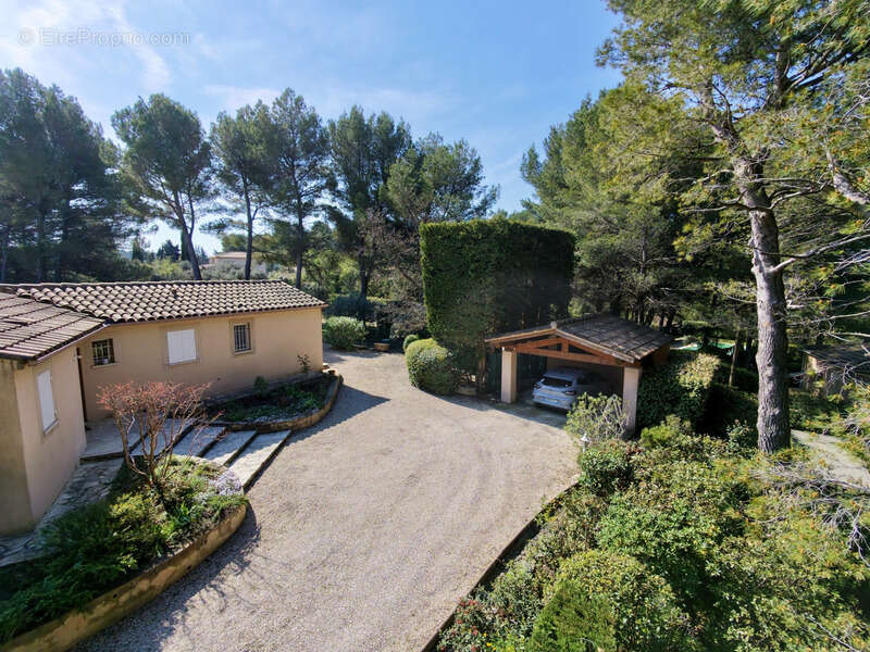 Maison à PERNES-LES-FONTAINES