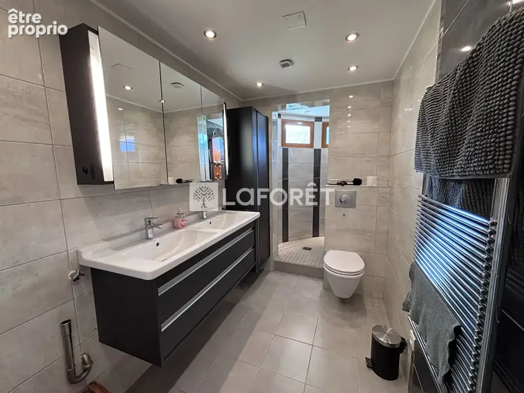 Maison d'Exception à Vendre à Mercury  73200- Charme et Tranquillité Assurés - photo 11