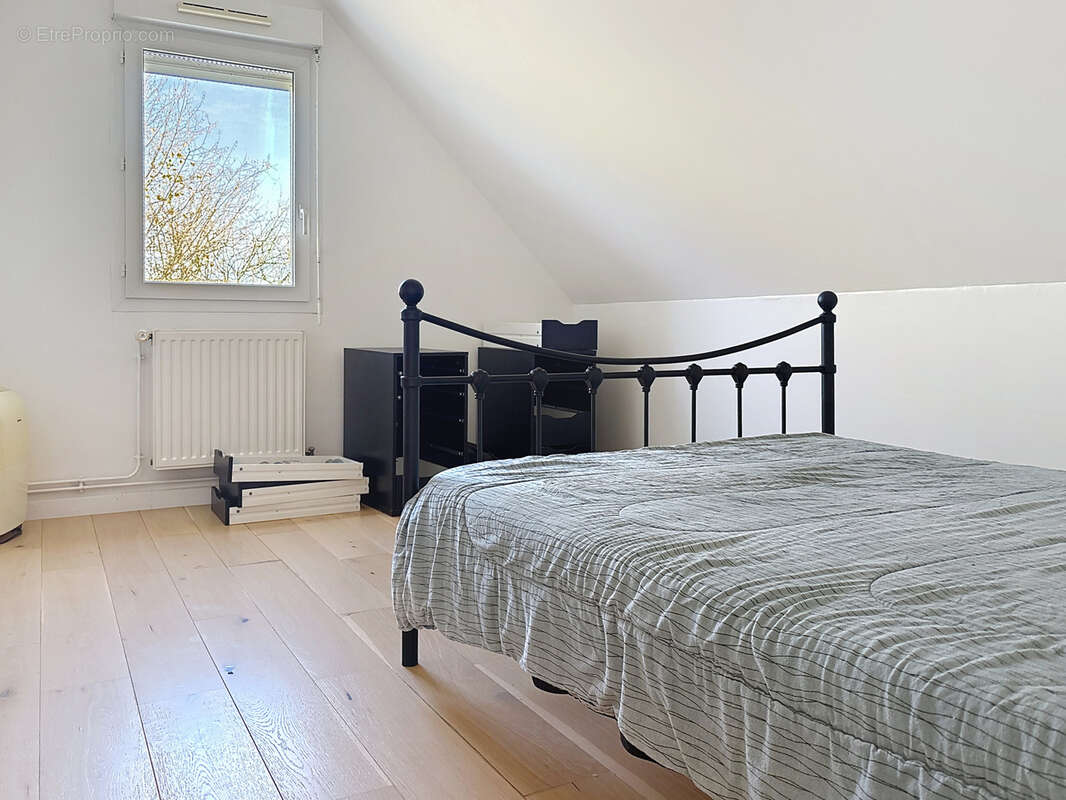 Maison à LA NEUVILLE-CHANT-D&#039;OISEL