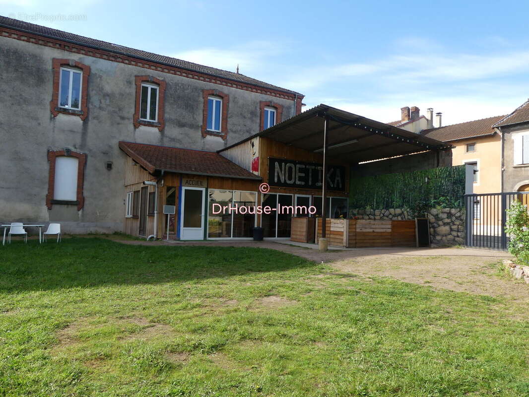 Appartement à LA PACAUDIERE