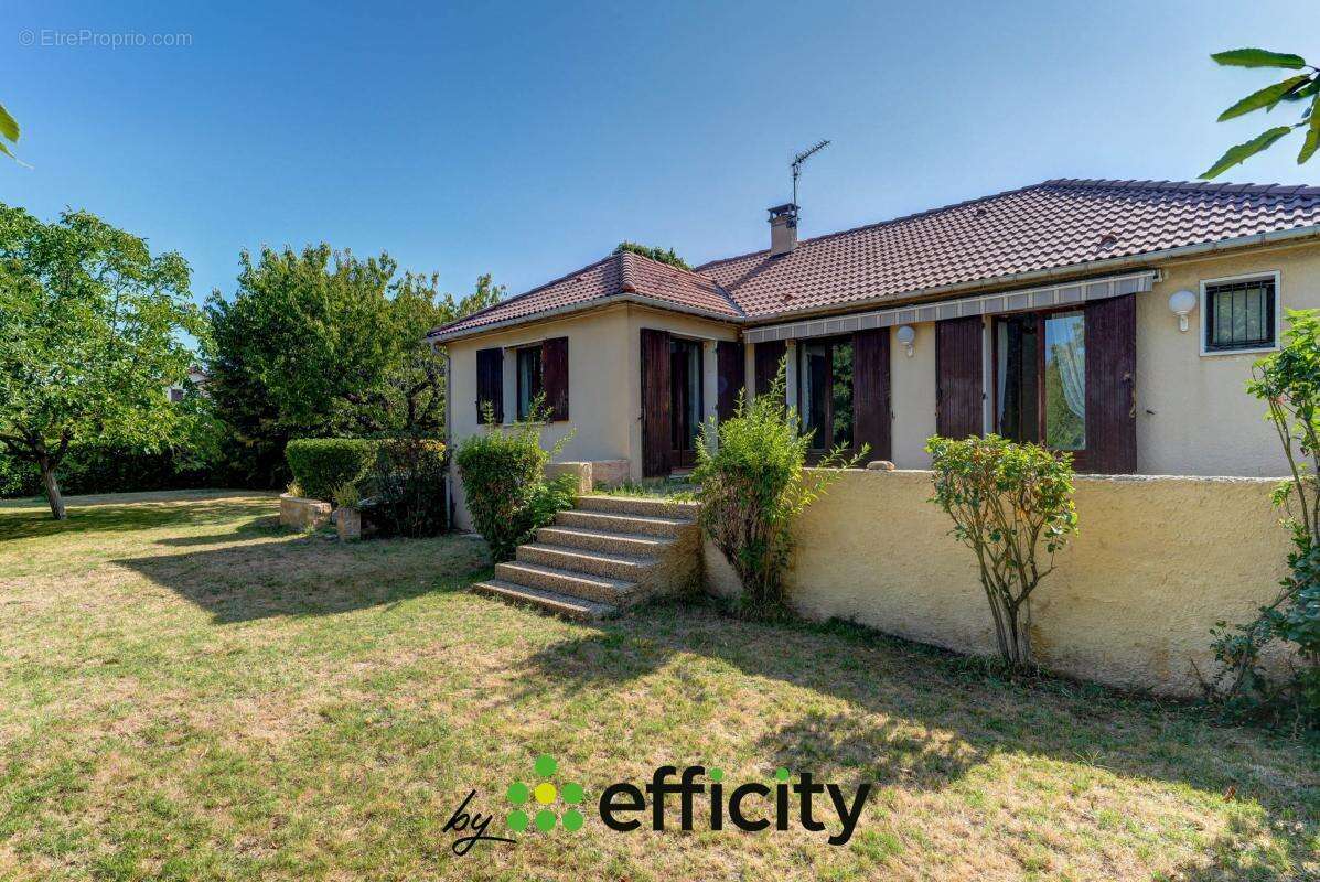 Maison 119 m² à Saint-Priest  - photo 15