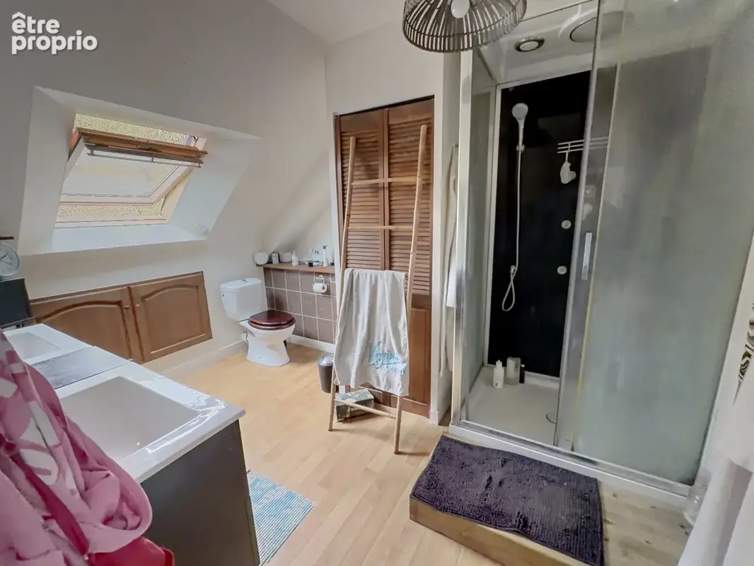 Maison 170 m2 avec jardin et spa proche centre-bourg** - photo 6
