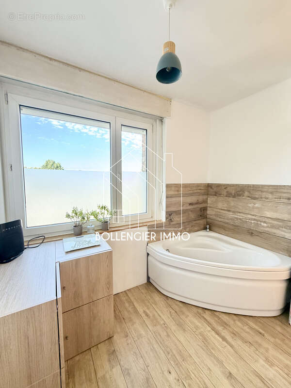 Maison semi individuellle sans travaux idéalement située HAZEBROUCK - photo 7