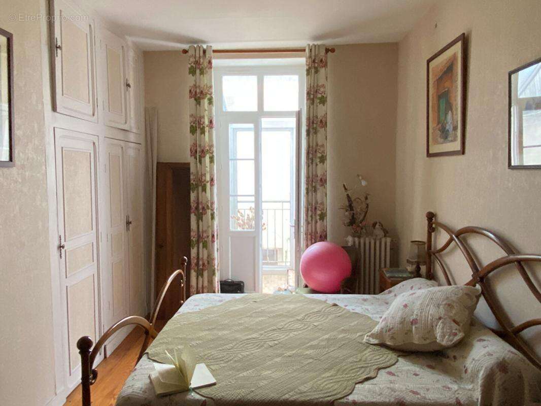 Maison à SAUVETERRE-DE-GUYENNE