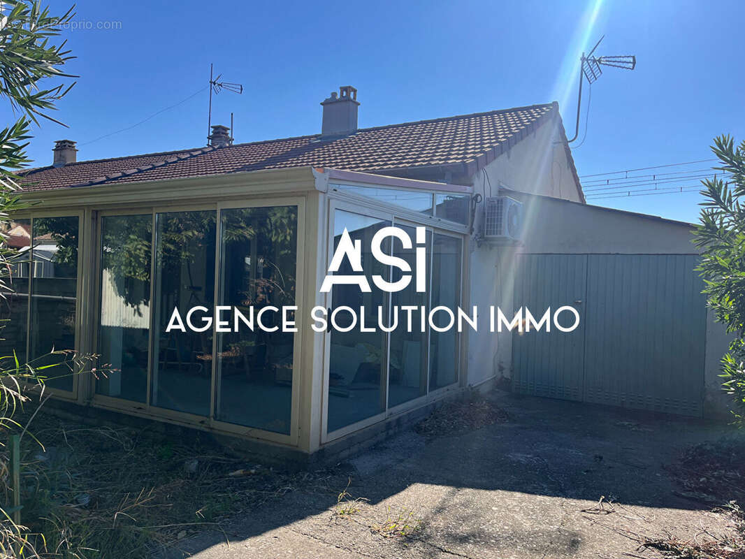 Maison à SAINT-MONTAN