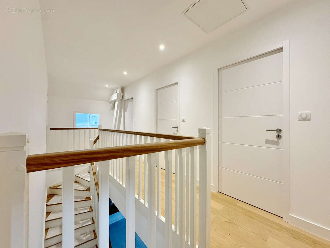 Maison à LE POULIGUEN