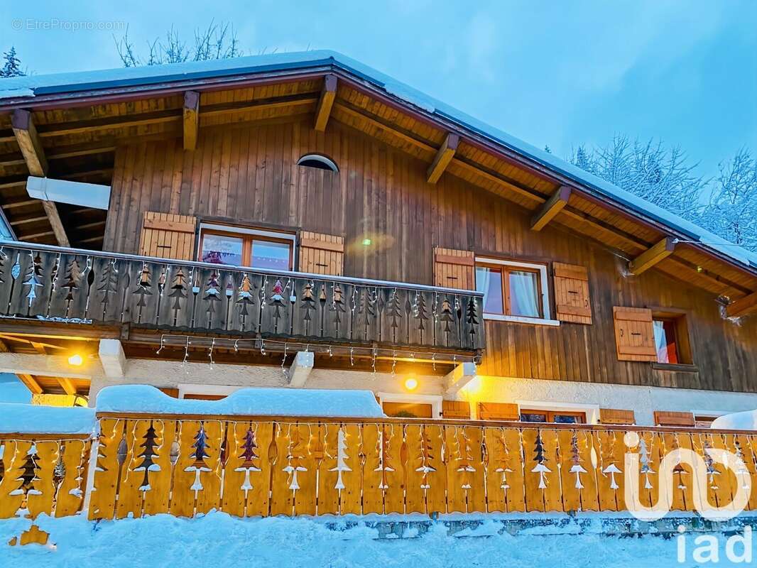 Photo 2 - Maison à TANINGES