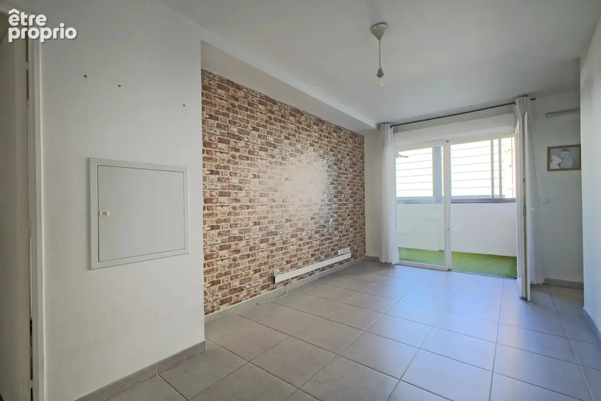 T3 avec 32m² de véranda 13010 - photo 2
